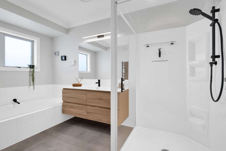 Photo of property in 106 Sereno Vista, Bellevue, Tauranga, 3110