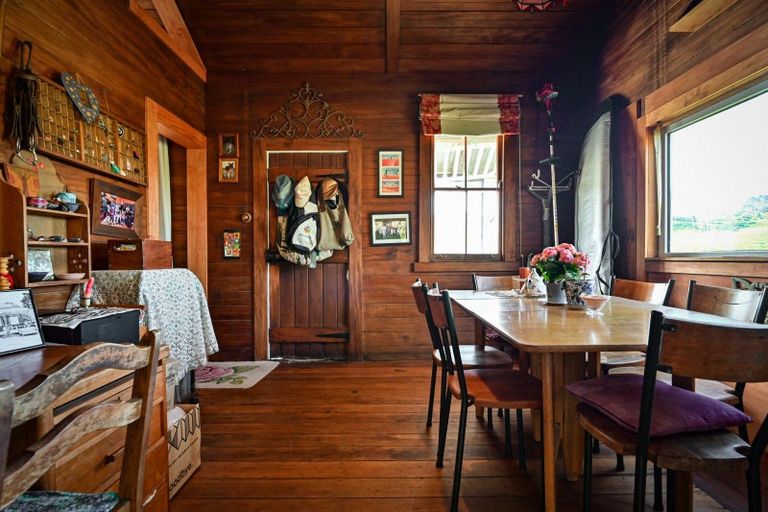 Photo of property in 922 Okaihau Road, Maraetotara, Havelock North, 4294