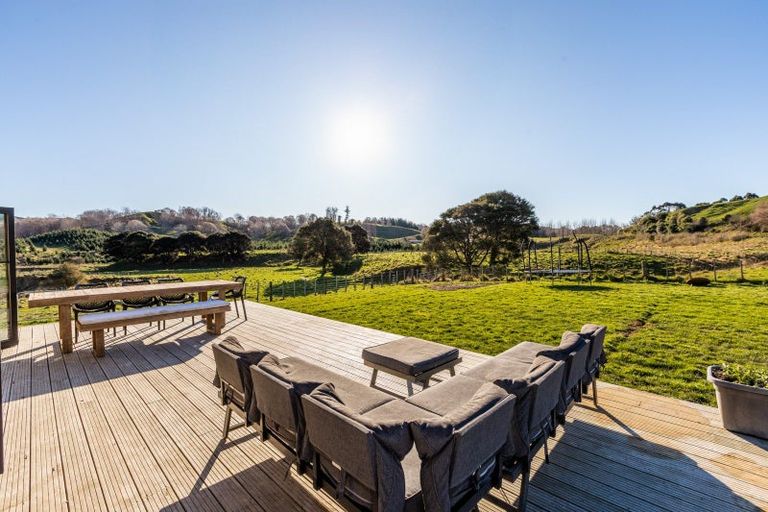 Photo of property in 2480 Kahuranaki Road, Elsthorpe, Havelock North, 4295