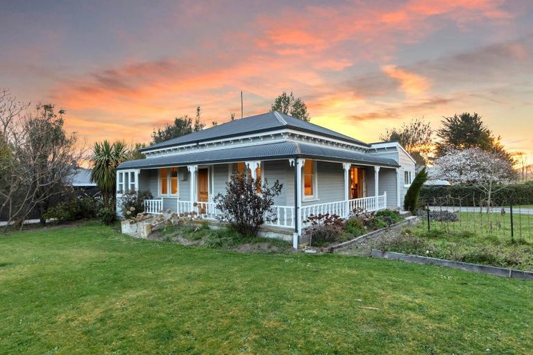 Photo of property in 260 Talbot Street, Geraldine, 7930