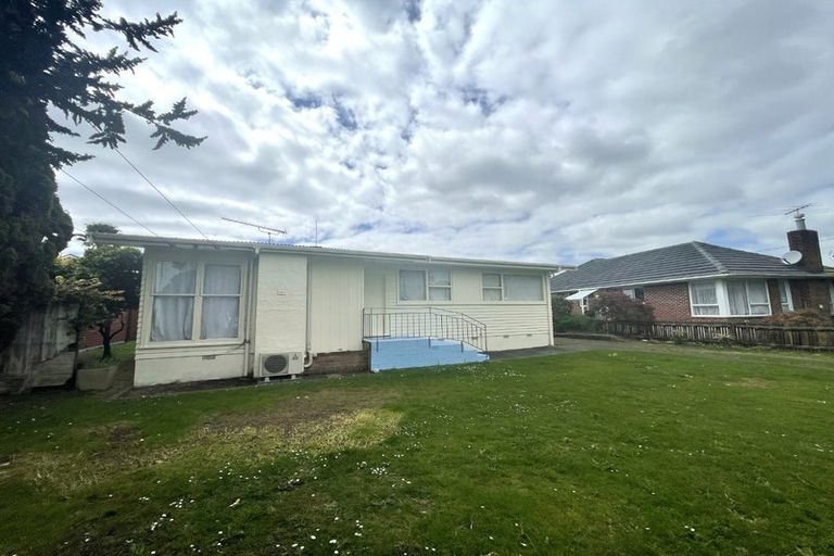 Photo of property in 82 Marne Road, Papakura, 2110