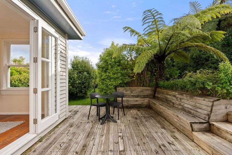Photo of property in 39 Victory Avenue, Karori, Wellington, 6012