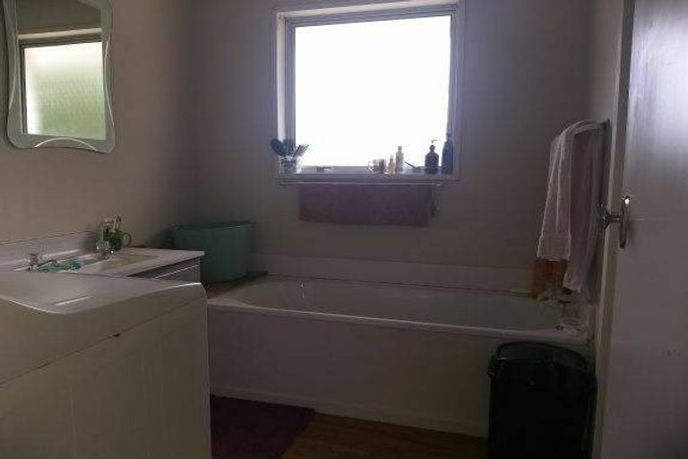 Photo of property in 3/716 Ferry Road, Woolston, Christchurch, 8023