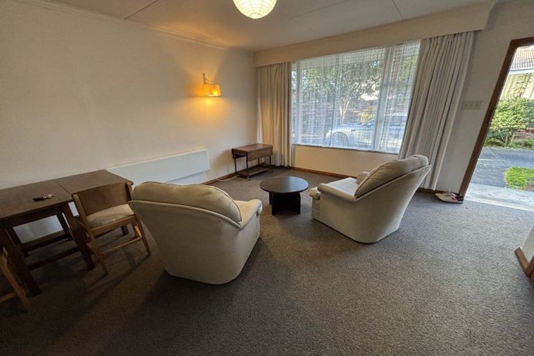 Photo of property in 17 Centennial Drive, Hokowhitu, Palmerston North, 4410