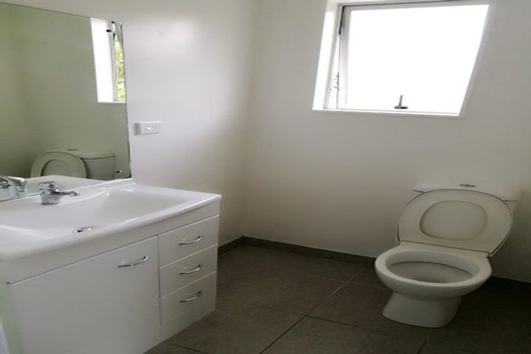 Photo of property in 17a James Road, Manurewa, Auckland, 2102