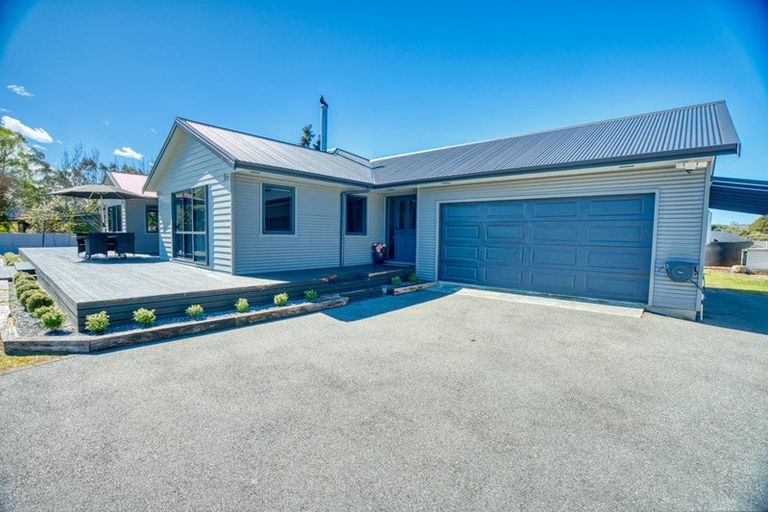 Photo of property in 22-24 Golf Links Road, Kaiata, Greymouth, 7805