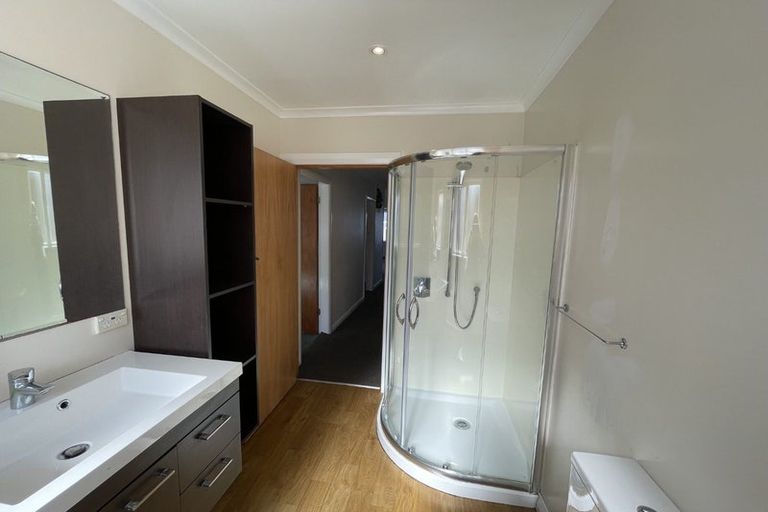 Photo of property in 12 Bristol Street, Island Bay, Wellington, 6023