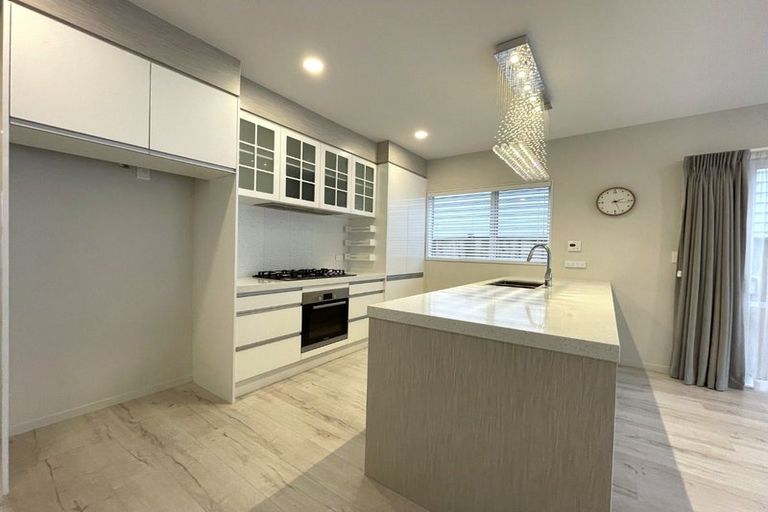 Photo of property in 36 Calcite Avenue, Flat Bush, Auckland, 2019