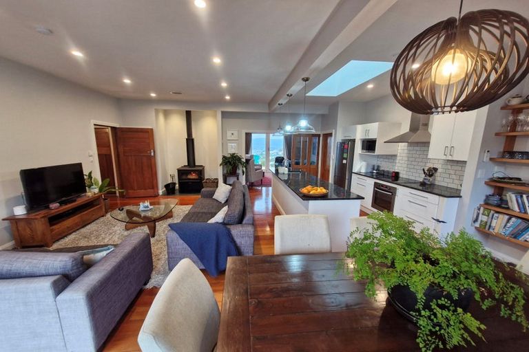 Photo of property in 98 Mitchell Street, Brooklyn, Wellington, 6021