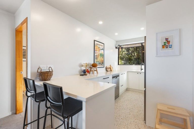 Photo of property in 2b Happy Valley Road, Owhiro Bay, Wellington, 6023