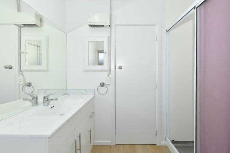 Photo of property in 8 Steele Street, Hornby, Christchurch, 8042