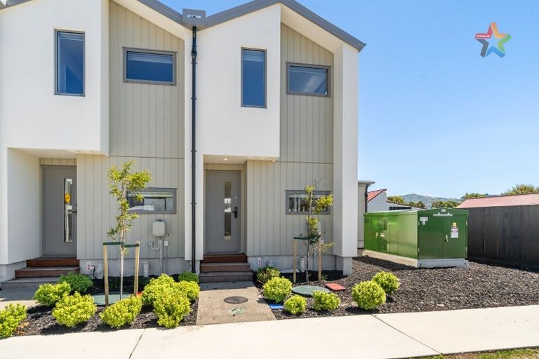 Photo of property in 1/15 Awamutu Grove, Waiwhetu, Lower Hutt, 5010
