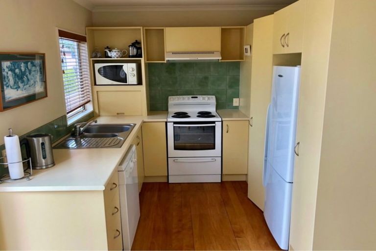 Photo of property in 4a Noel Avenue, Orewa, 0931