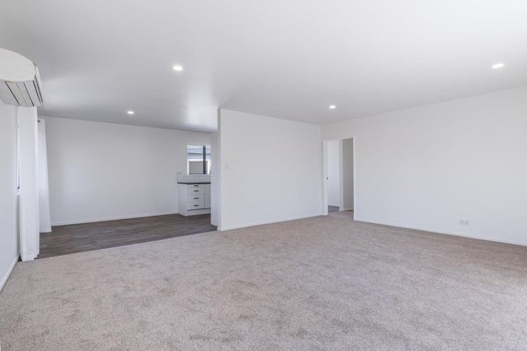 Photo of property in 487 Pages Road, Bexley, Christchurch, 8061