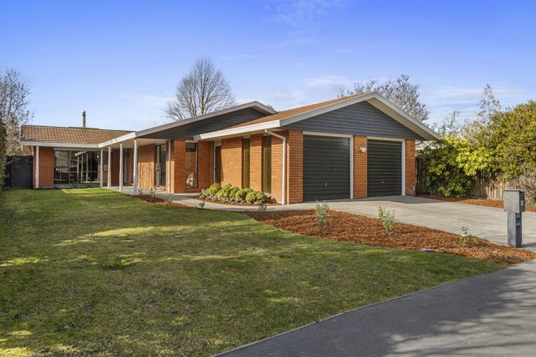 Photo of property in 14 Kinley Street, Rangiora, 7400