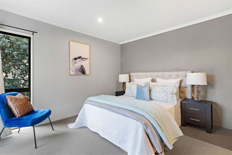 Photo of property in 38b Hetherington Road, Ranui, Auckland, 0612