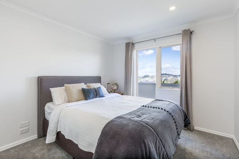Photo of property in 9a Bundoran Way, Pinehill, Auckland, 0632