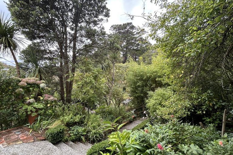 Photo of property in 90 Glenmore Street, Northland, Wellington, 6012