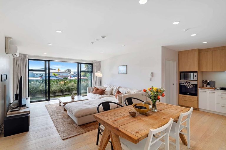 Photo of property in 2/388 Hibiscus Coast Highway, Orewa, 0931