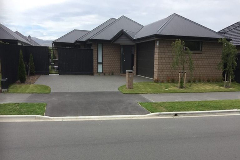 Photo of property in 25 Whincops Road, Halswell, Christchurch, 8025