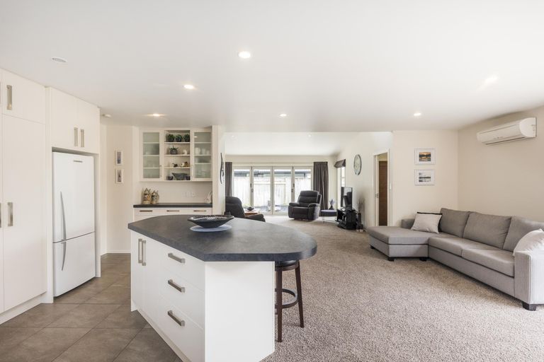 Photo of property in 68 James Line, Kelvin Grove, Palmerston North, 4414