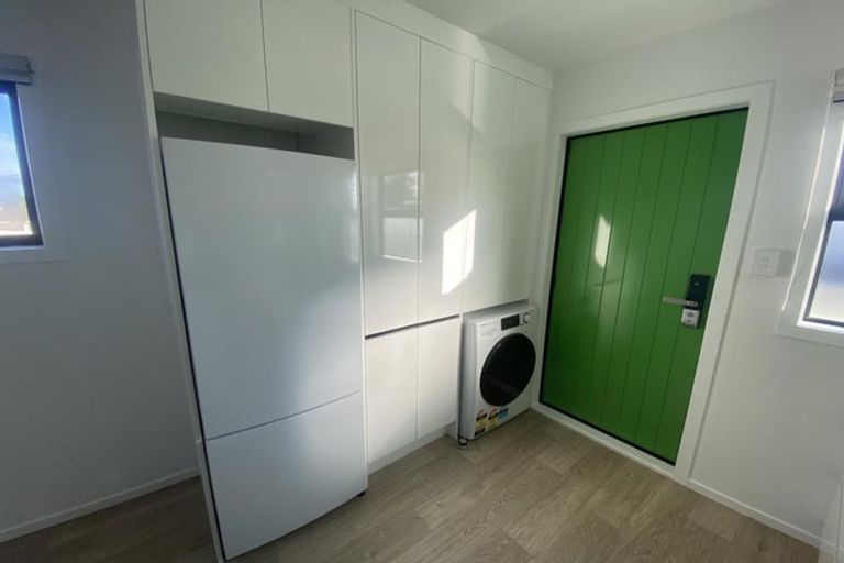 Photo of property in 7/19 Milton Road, Orewa, 0931