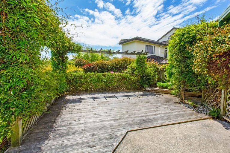 Photo of property in 48 Samwell Drive, Whitby, Porirua, 5024