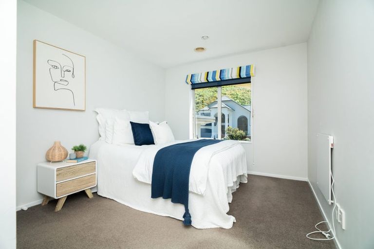 Photo of property in 58 Amesbury Drive, Churton Park, Wellington, 6037