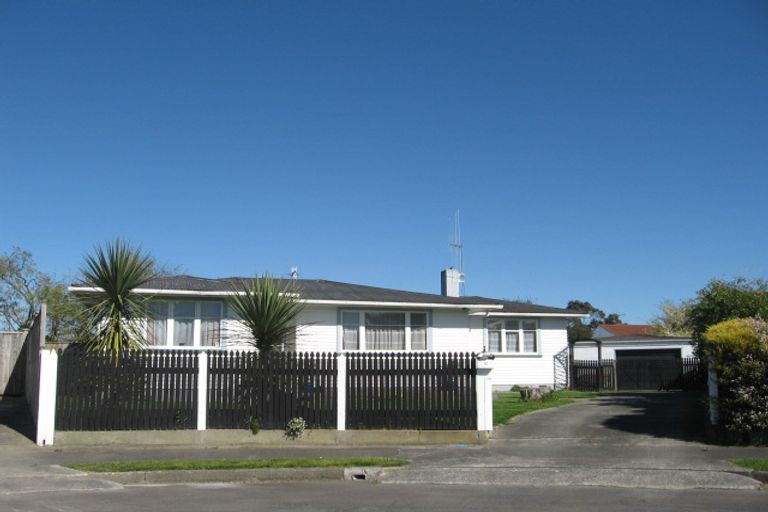 Photo of property in 10 Lewis Place, Highbury, Palmerston North, 4412