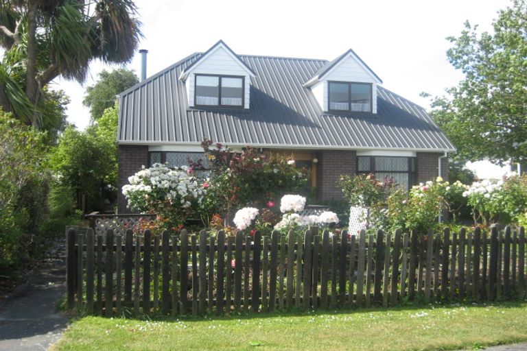 Photo of property in 67 Corson Avenue, Beckenham, Christchurch, 8023