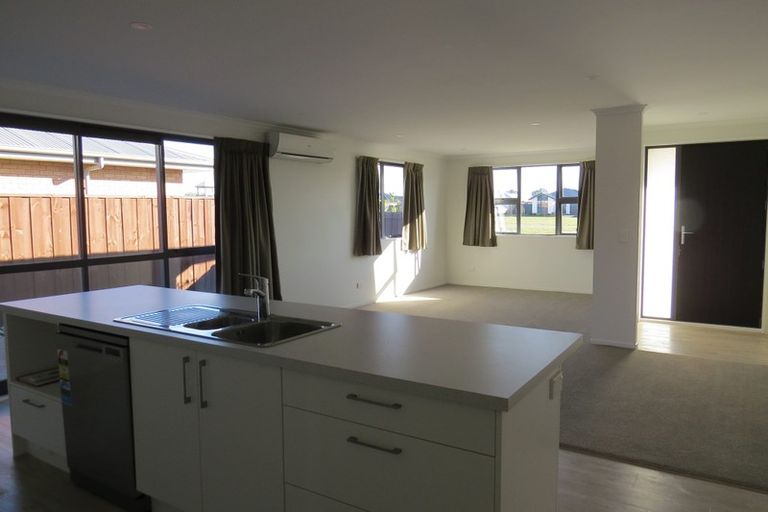 Photo of property in 18 Clanfield Way, Rolleston, 7615