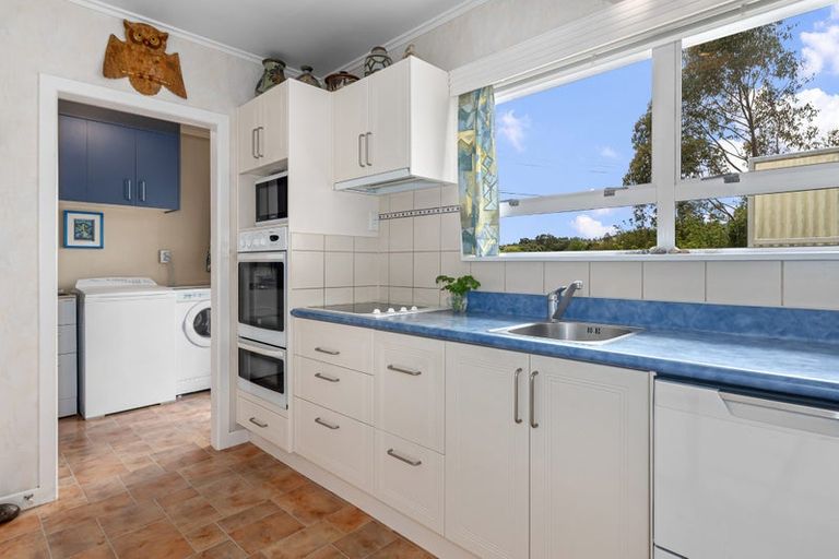 Photo of property in 9 Commins Road, Onerahi, Whangarei, 0110