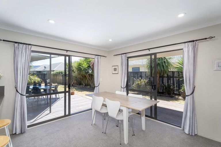 Photo of property in 9 Jacaranda Drive, Whitianga, 3510