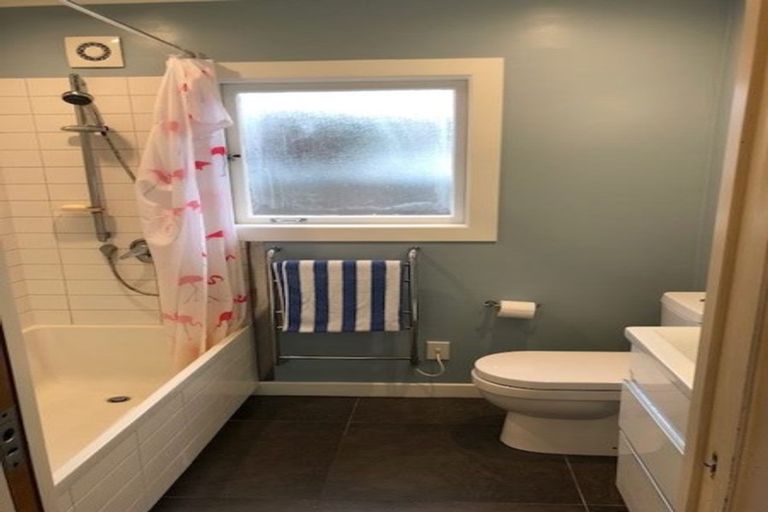 Photo of property in 8a Manuka Street, Miramar, Wellington, 6022