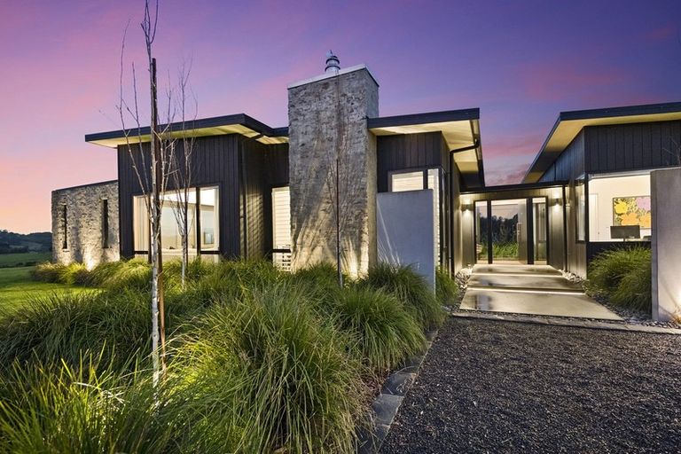 Photo of property in 458 Whitehills Road, Waitoki, Silverdale, 0994