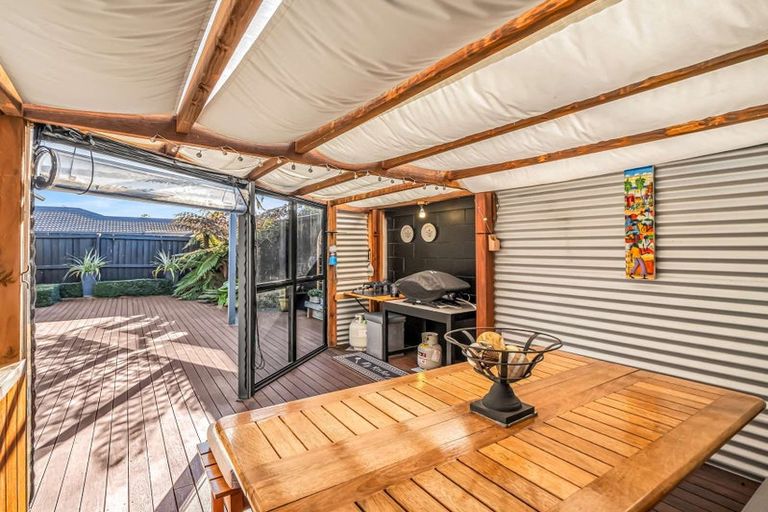 Photo of property in 7 Glenharrow Avenue, Avonhead, Christchurch, 8042