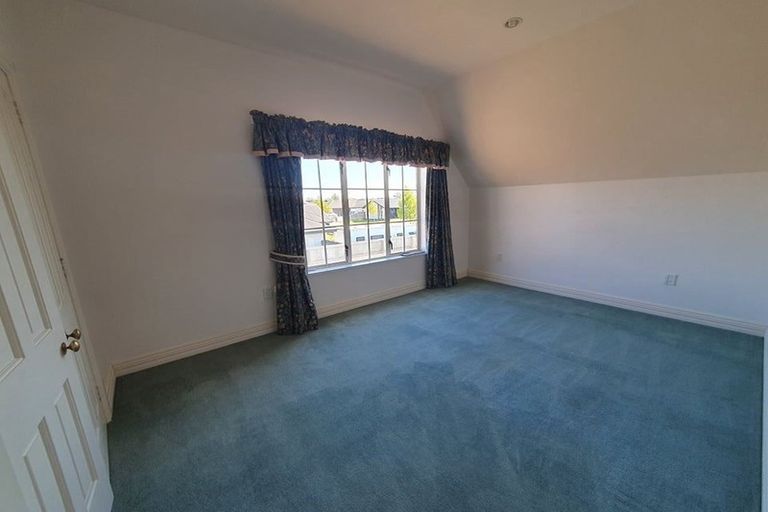 Photo of property in 60 Lewis Crescent, Rolleston, 7614