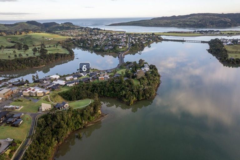 Photo of property in 6 Hapuapua Street, Raglan, 3225