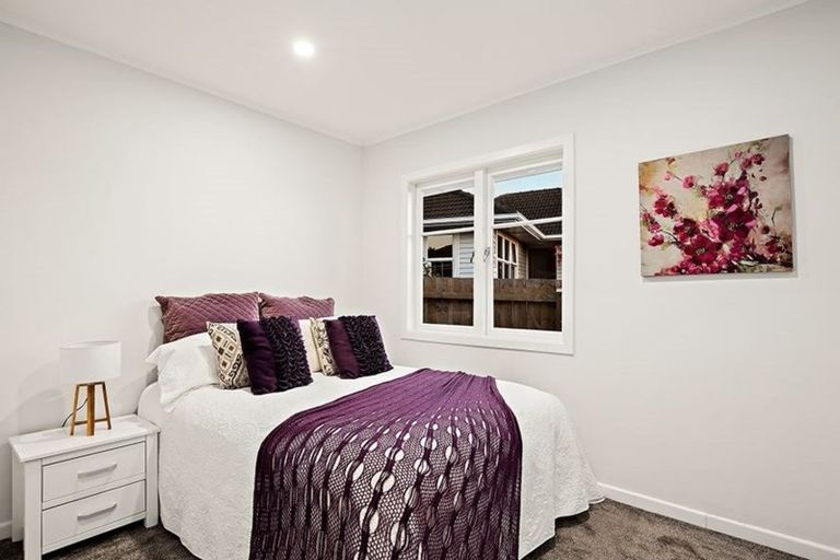 Photo of property in 7 Karamu Street, Te Atatu Peninsula, Auckland, 0610