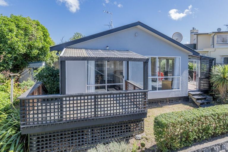 Photo of property in 78 Seaview Road, Paraparaumu Beach, Paraparaumu, 5032