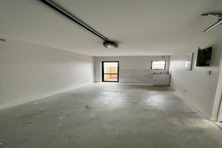 Photo of property in 77a Cargill Street, Papakura, 2110