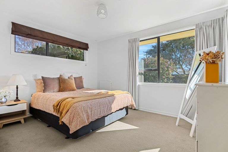 Photo of property in 42 Chedworth Avenue, Bishopdale, Christchurch, 8053