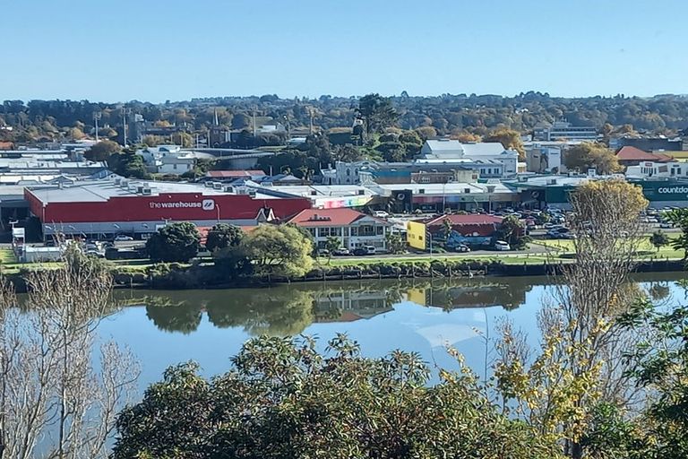 Photo of property in 80 Hipango Terrace, Durie Hill, Whanganui, 4500