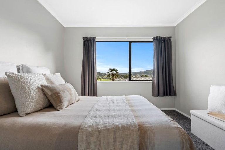 Photo of property in 37 Tanekaha Drive, Parahaki, Whangarei, 0112