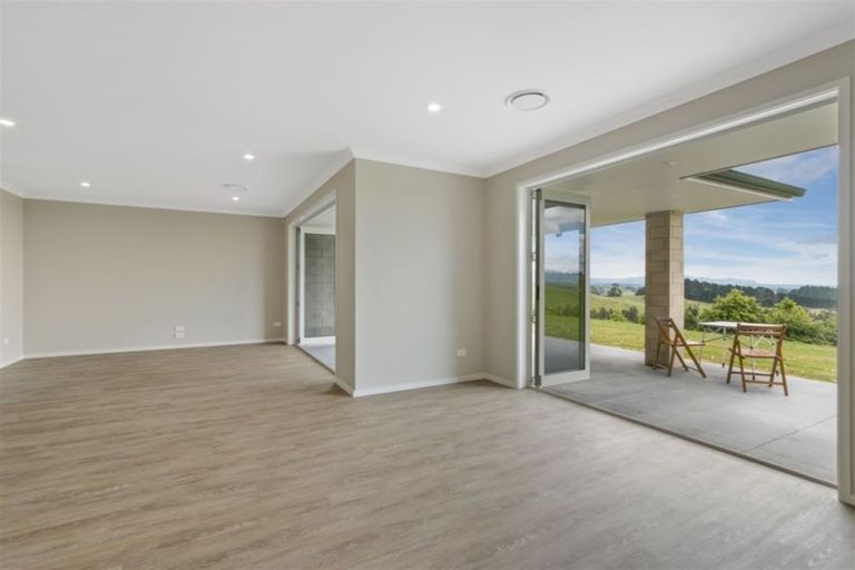Photo of property in 202b Thompsons Track, Aongatete, 3178