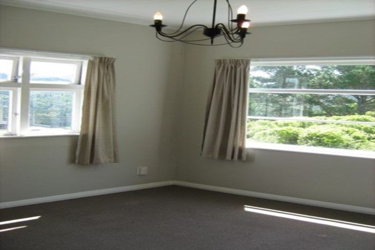 Photo of property in 49 Pembroke Road, Northland, Wellington, 6012