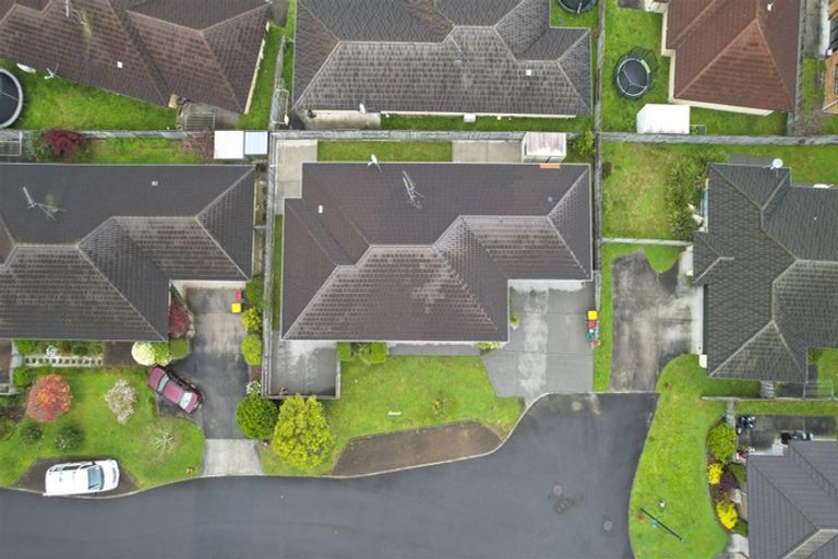 Photo of property in 11 Holcroft Place, Huntington, Hamilton, 3210