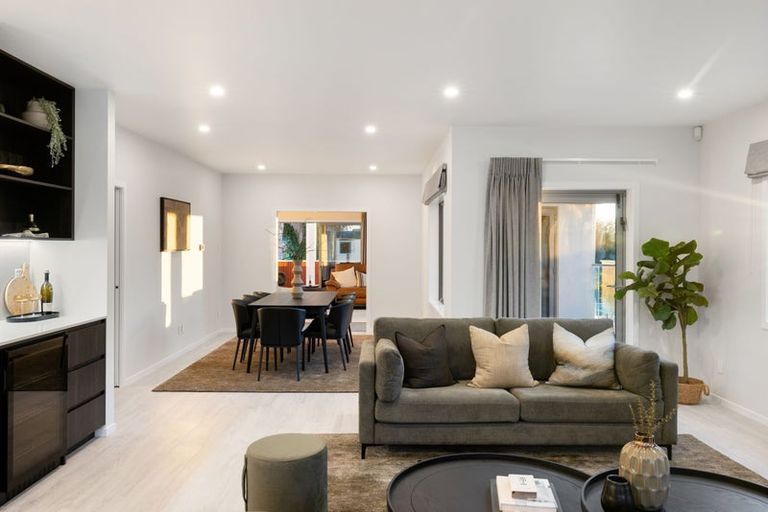 Photo of property in 1 Woodstock Road, Fairfield, Hamilton, 3214