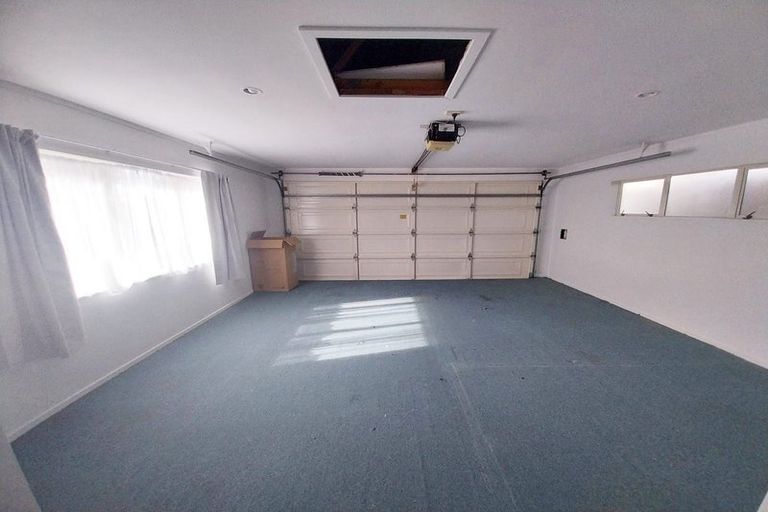 Photo of property in 182a Rathgar Road, Henderson, Auckland, 0610