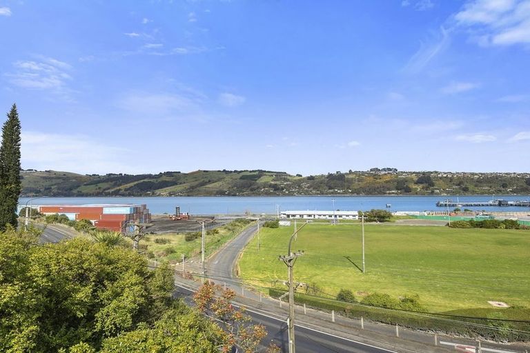 Photo of property in 151 Ravensbourne Road, Ravensbourne, Dunedin, 9022